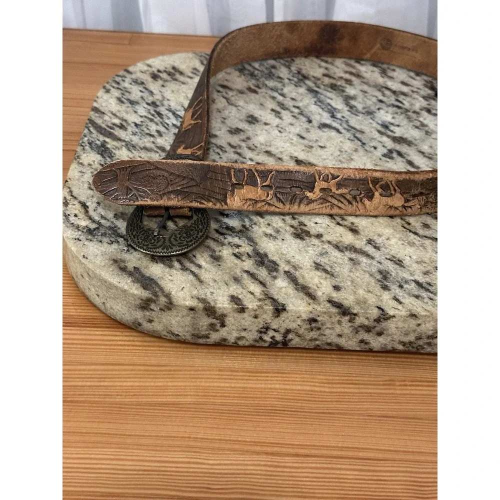 Vintage Men's Western Deep Hand Tooled Horse Design Mountains‎ Forest Engraved